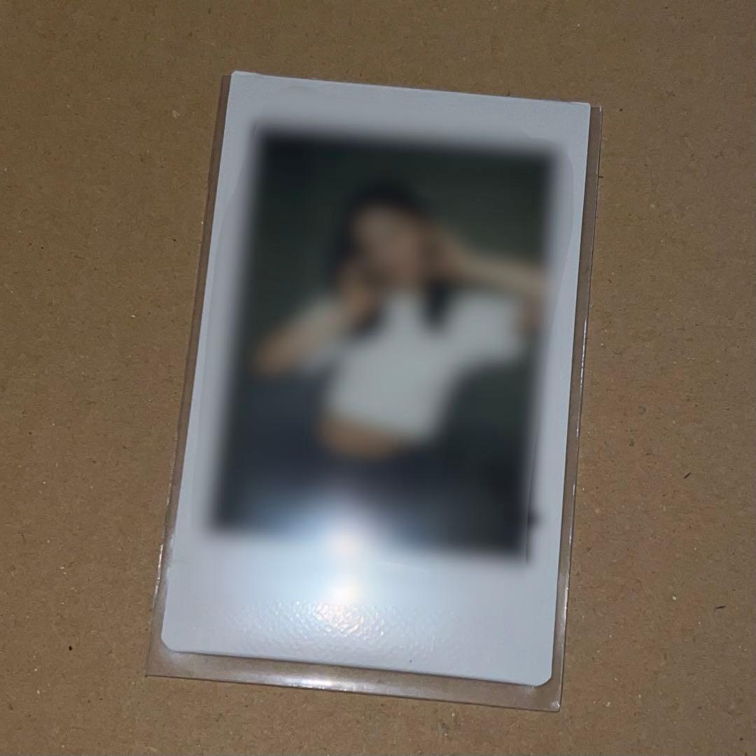 billlie シユン ポラロイド トレカ 22_2_cc9281ab-6f22-49c3-9313-