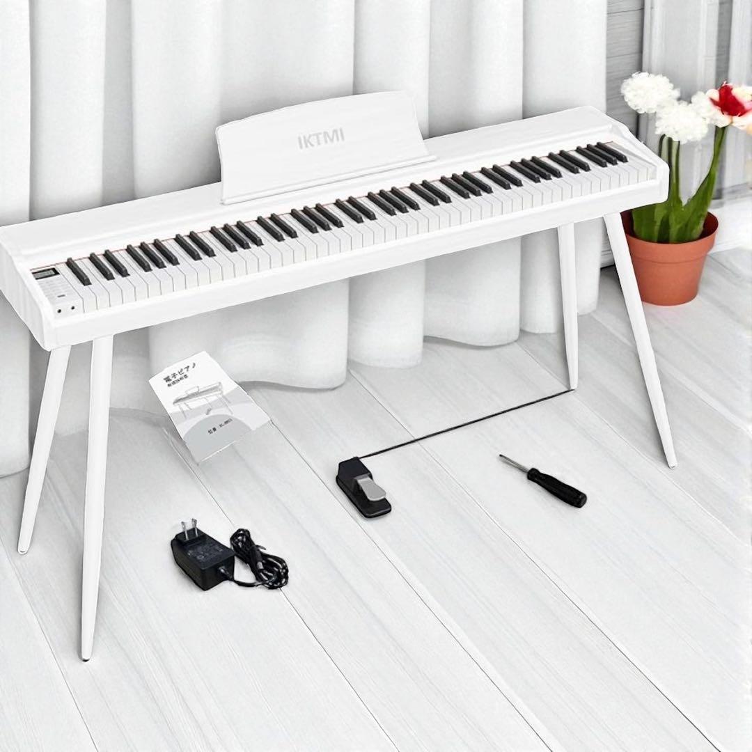 電子ピアノ 88鍵盤 木製ピアノ ペダル付き スタンド一体型⭕️白色⭕️ 電子ピアノ 88鍵盤 折りたたみ スタンドセット スリムボディ 充電可能