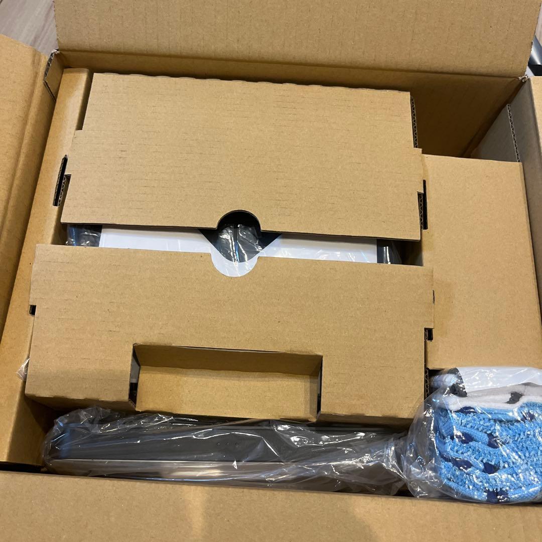 y*3様 iRobot ロボット掃除機本体 モップパッド付き 380j 新品未使