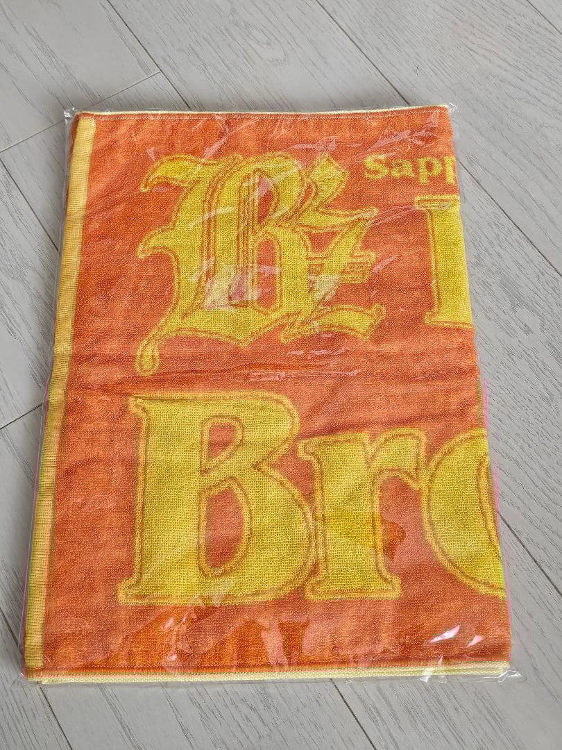 祝日SALE✨B'z LIVE-GYM 歴代ツアータオル 14セット他※年代不問 - メルカリ