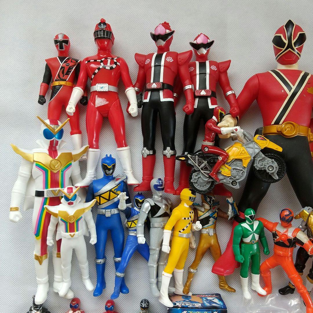 スーパー戦隊 ソフビ フィギュア まとめ売り - メルカリ