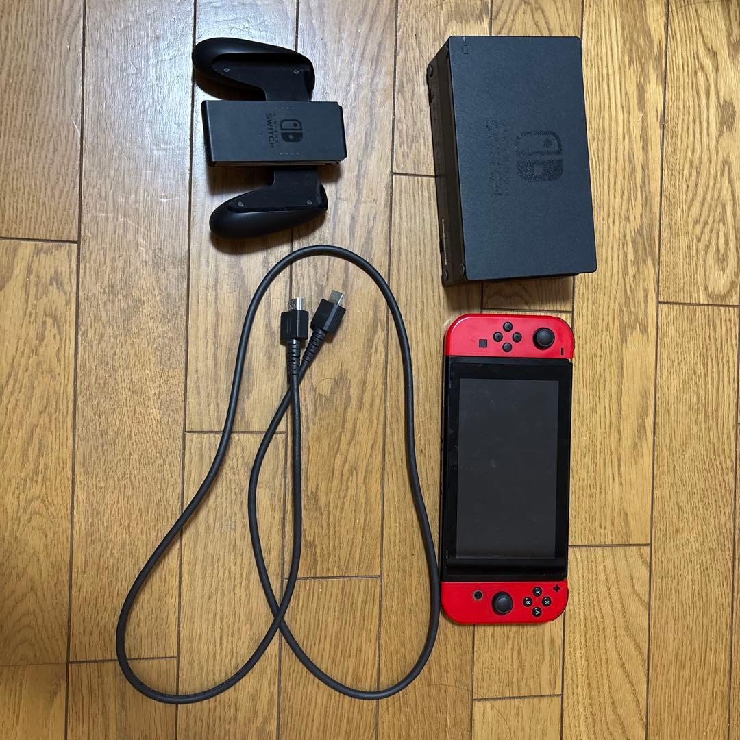 スーパーマリオオデッセイセットのSwitch本体 又付属品が3点 20170914104829_752_.jpg