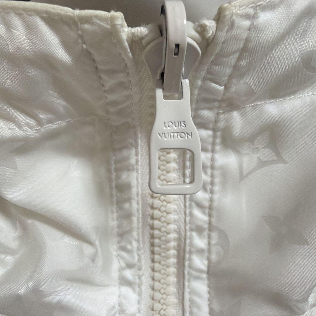 Louis Vuitton リバーシブル ホワイト ナイロンジャケット 44