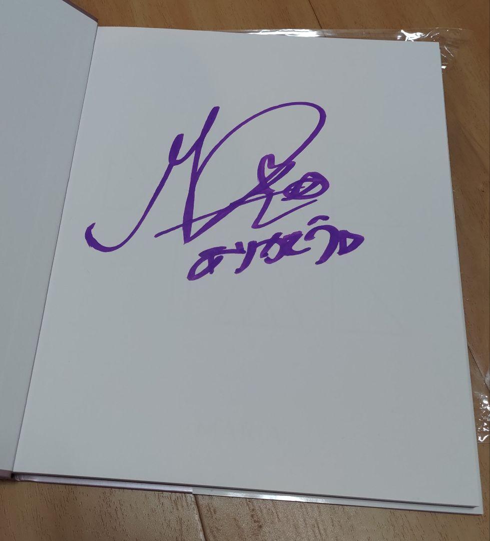 MARiA 1stフォトブック 『 MARiAL』写真集サイン入り