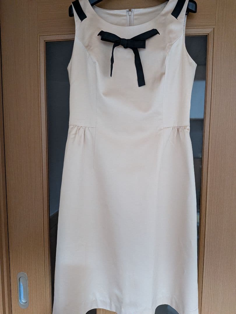 ハロッズ　Harrods ワンピース　リボン　3 Harrods ハロッズ ワンピース ひざ丈 - メルカリ