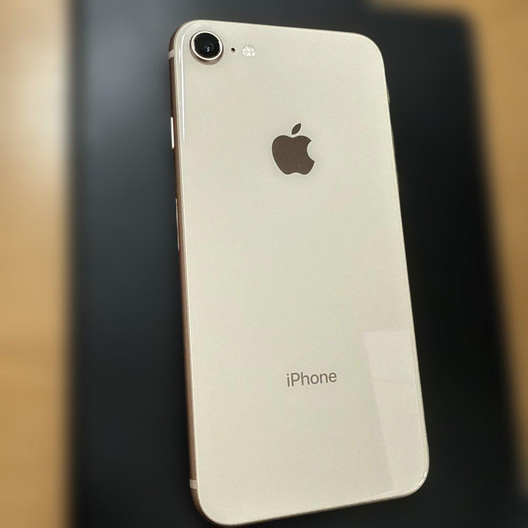 Apple iPhone 8 ゴールド 64GB SIMフリー バッテリー82%