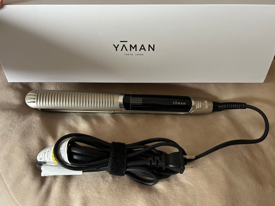 【ほぼ未使用】ヤーマン　ストレートヘアアイロン YA‐MAN（ヤーマン） ヘアボリューマー ヘアアイロン ストレート