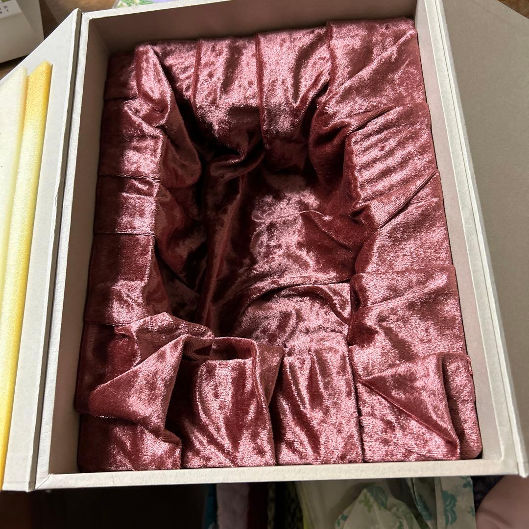 赤い鬼のフィギュア 棍棒付き 7／10迄とします