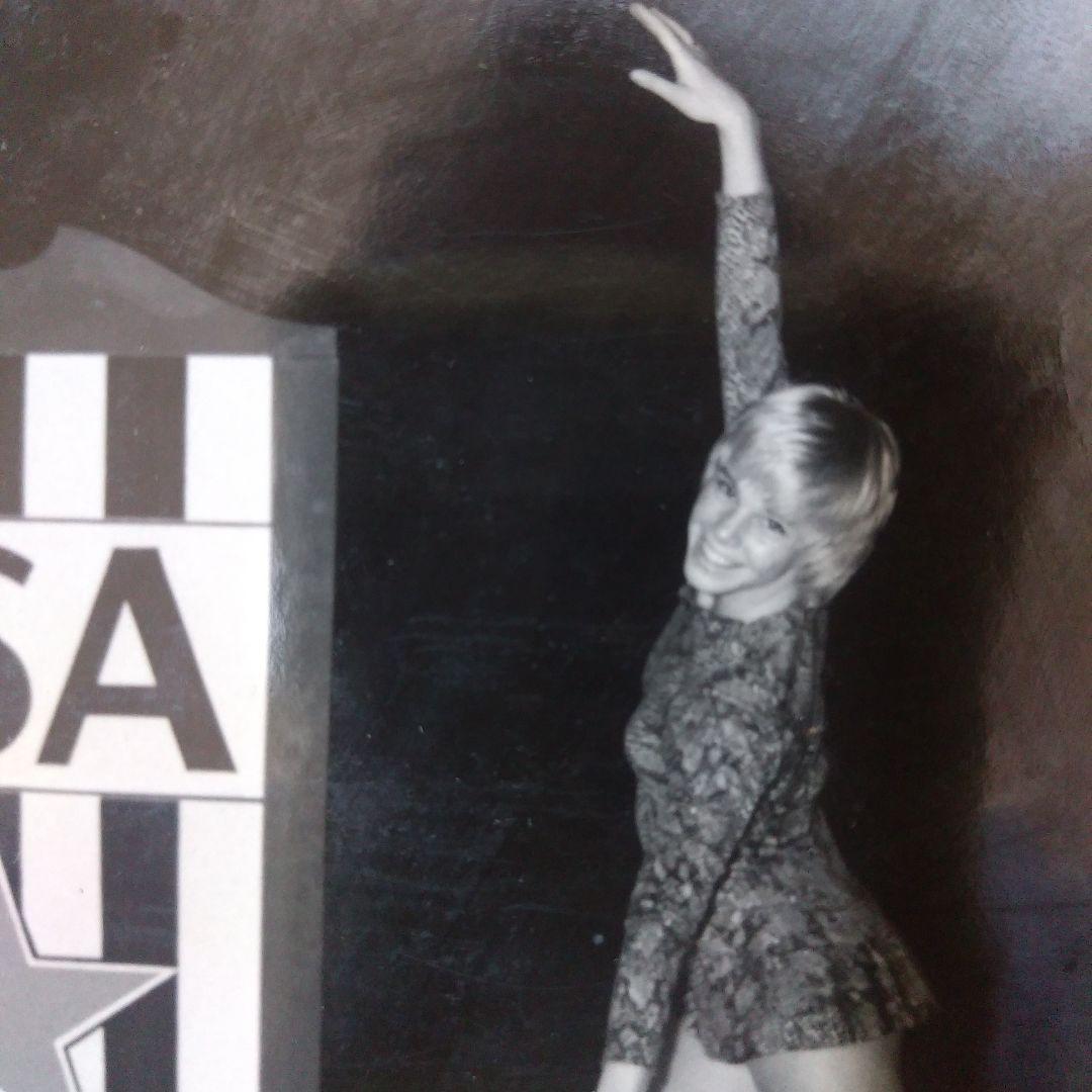 ジャネット・リンのサイン入り写真 - メルカリ