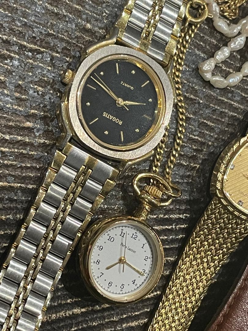 専用　総額定価50万円超【美品】レディース　ゴールドクォーツ時計　15本おまとめ