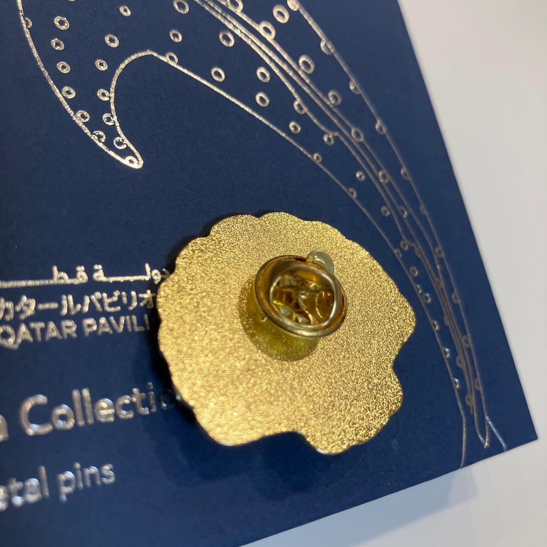 万博 カタール館 ピンバッジ 貝 カタールパビリオン - メルカリ