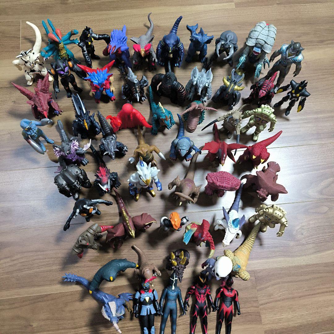 ウルトラマン ソフビ怪獣まとめ売り DXギンガスパーク