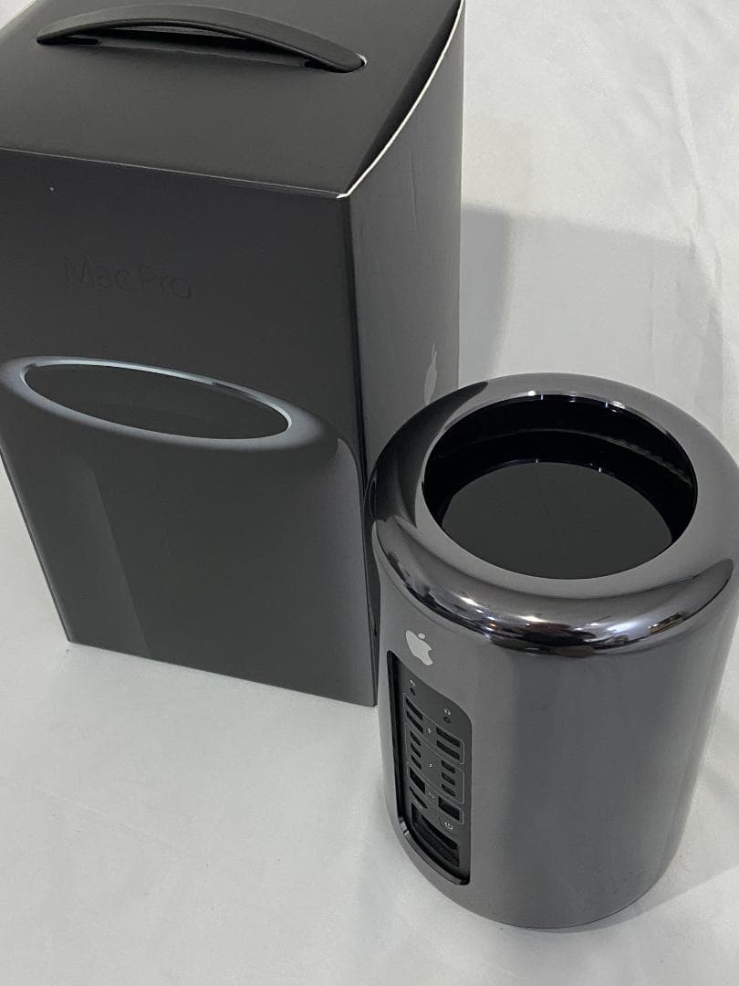 【一週間値下】Mac Pro 2013 2.7Gh 12コア メモリ64G 美品