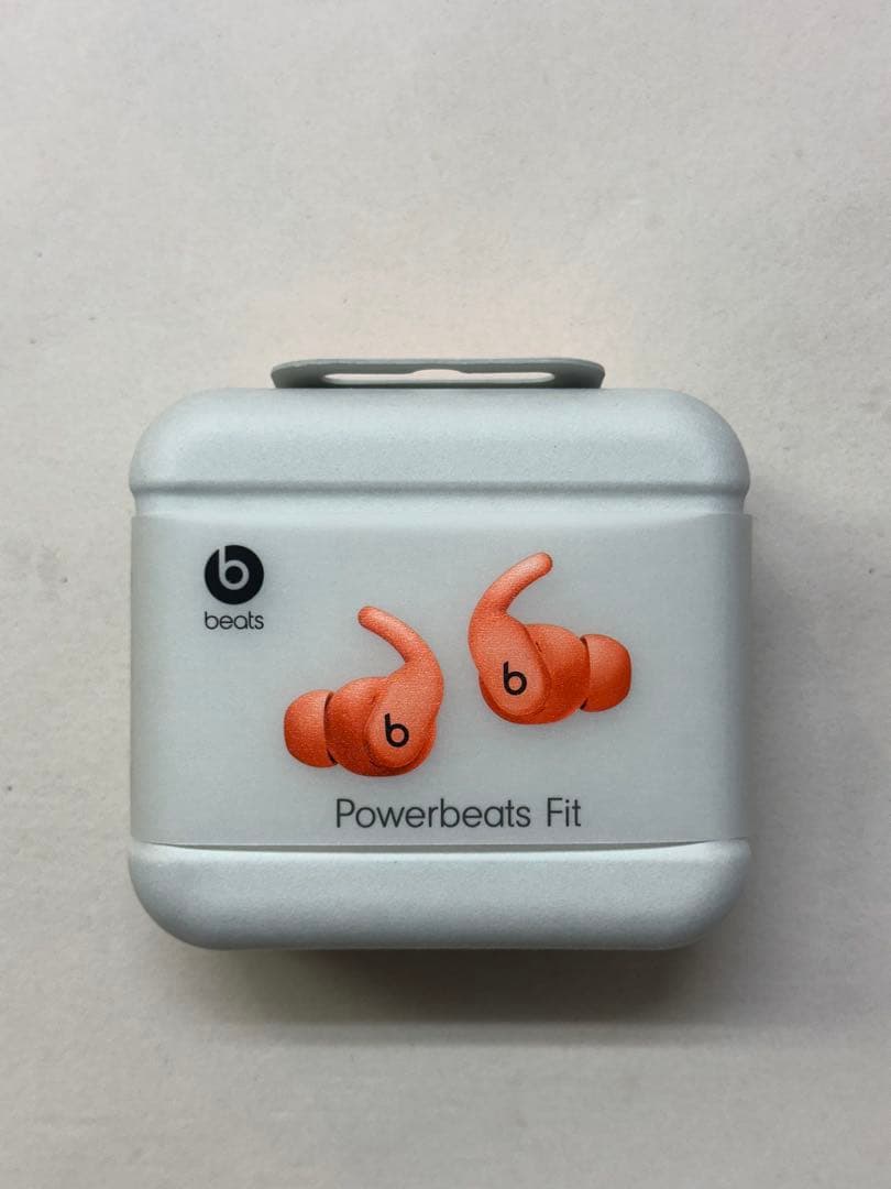 【新品未開封】PowerbeatsFit オレンジME2M4PA/A YPQGT 完全ワイヤレスイヤホン Powerbeats Fit スパークオレンジ ME2M4PA/A