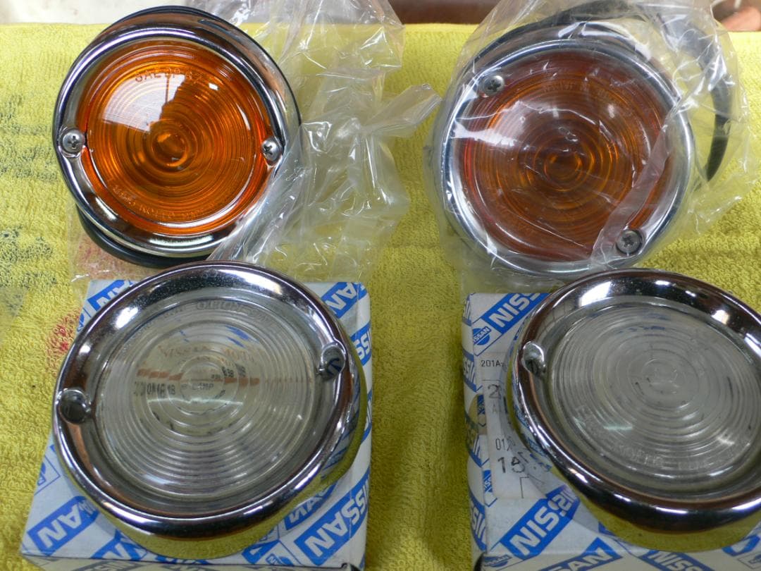 フェアレディ―SP,SR用　フロントウインカー＆白レンズ fine-auto_h8788