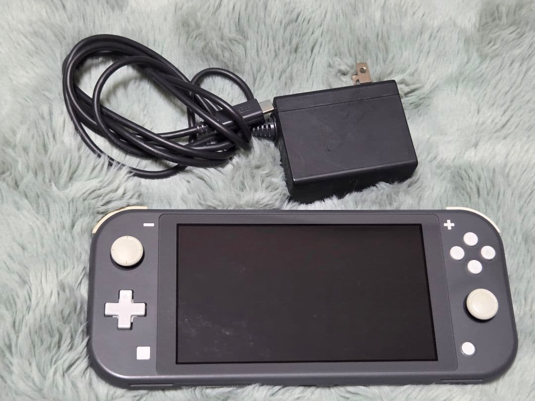 グレー　Nintendo Switch Lite　充電器付き スイッチライト Amazon.co.jp: Nintendo Switch Lite グレー : ゲーム