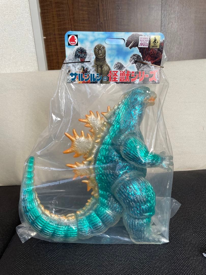 Y*i様 サルジルシ サルジルシの怪獣シリーズ ゴジラ1962 第6期カラー ク サルジルシの「ゴジラ1964(モスラ対ゴジラ) ソフビ 第10期カラー」が
