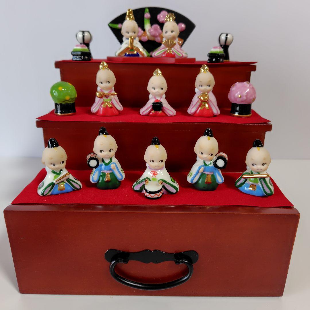 加藤工芸 キューピー お雛様 3段飾り ローズ・オニール - メルカリ