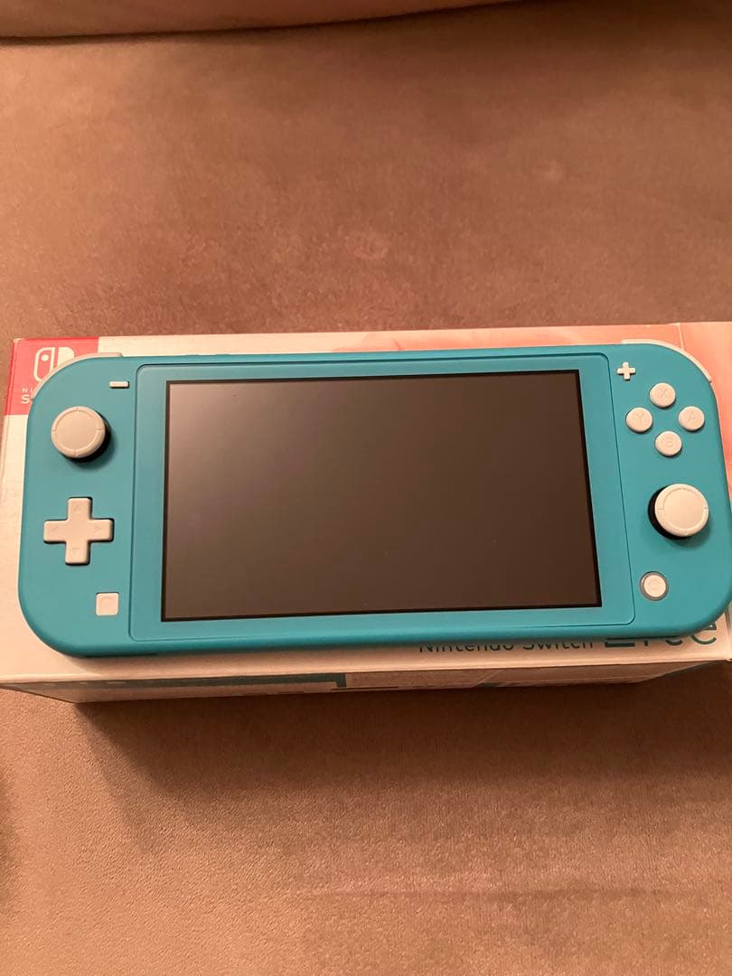 Nintendo Switch Lite 美品　ターコイズカラー Amazon.co.jp: Nintendo Switch Lite ターコイズ : ゲーム