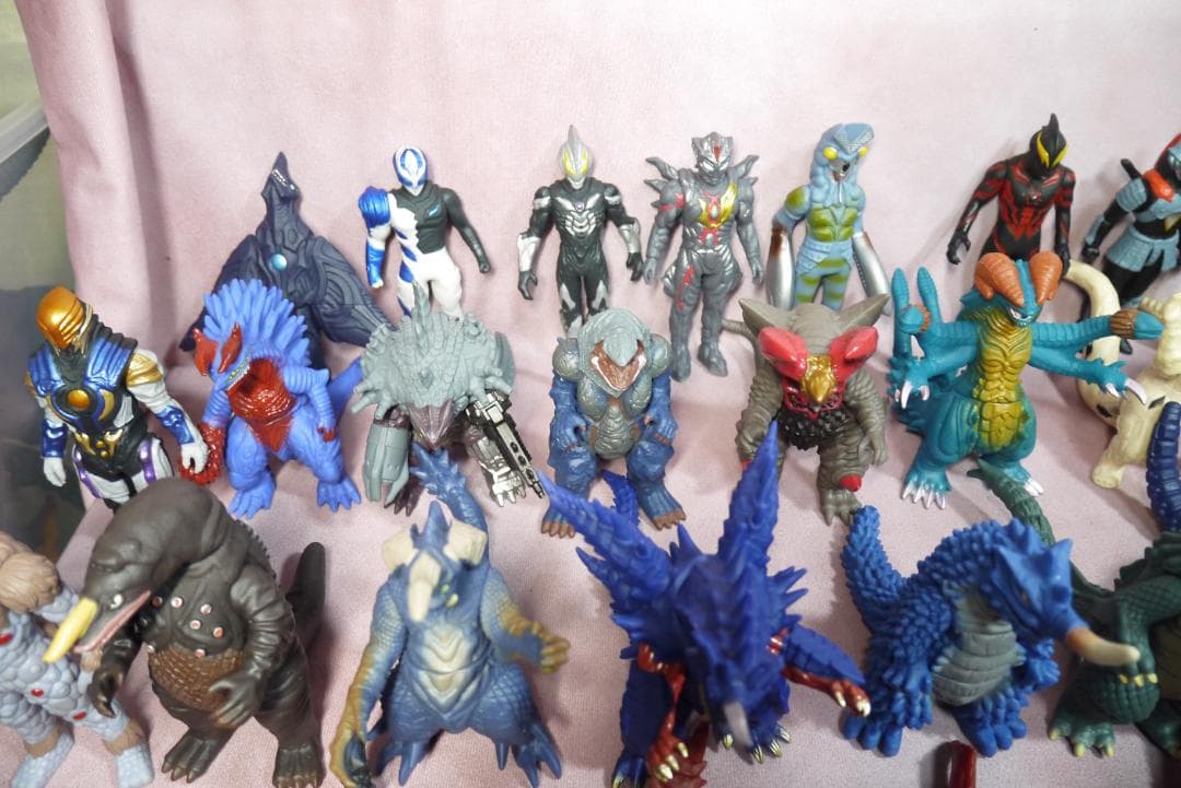 ウルトラ怪獣シリーズ500 怪獣ソフビ 83体セット - メルカリ