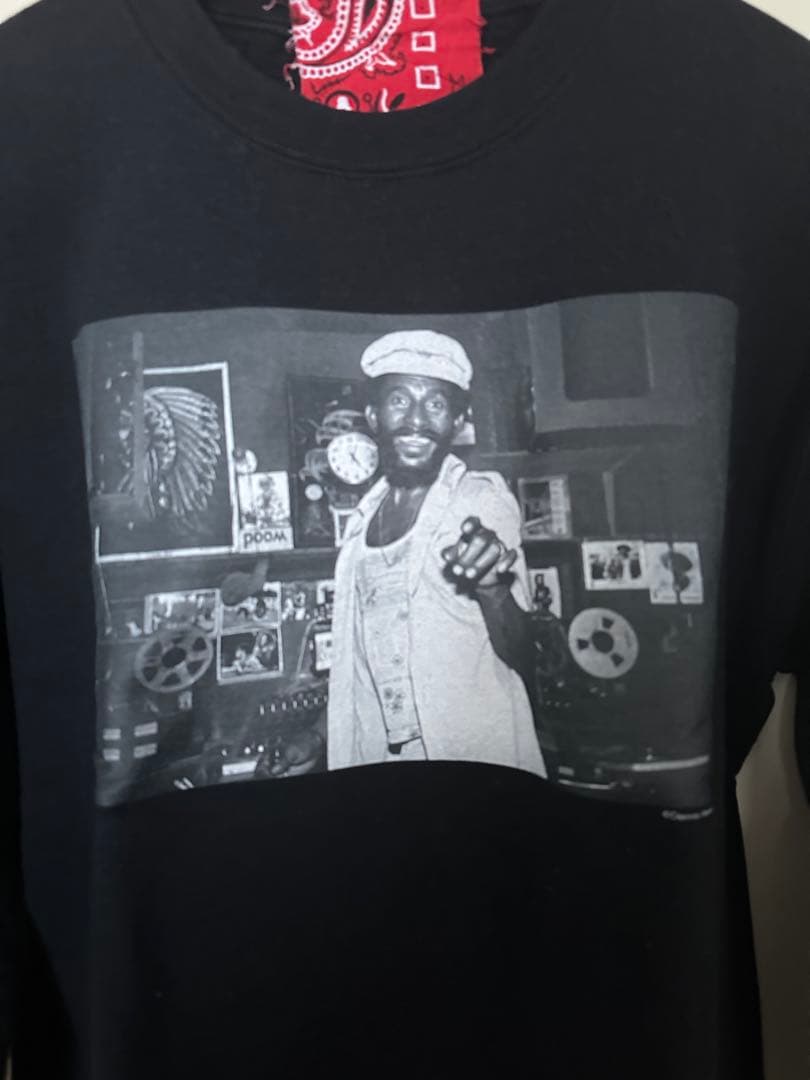 リーペリー　スウェットM 井出靖　Dennis Morris リーペリー スウェットM 井出靖 Dennis Morris