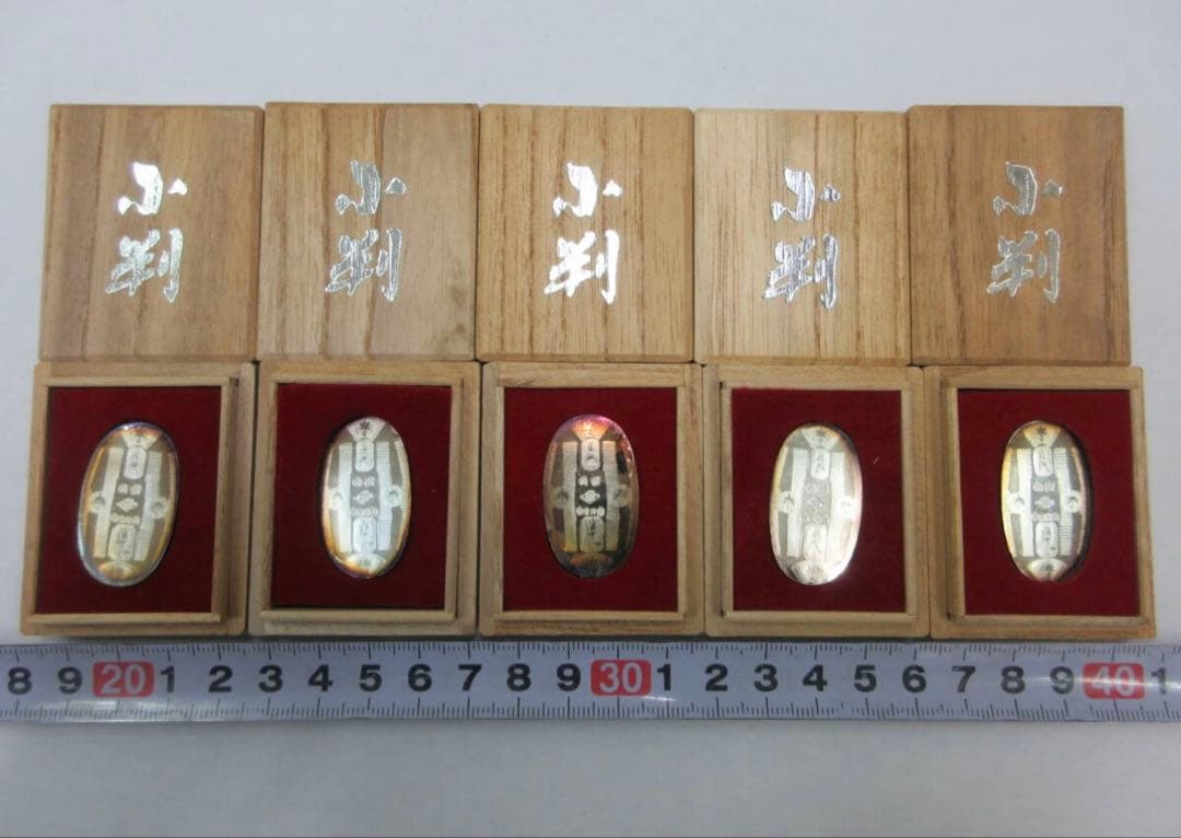 純銀小判 小判 5点まとめて 東京井島 純銀刻印 五両 重さ約1g 木箱 共箱 純銀小判 小判 5点まとめて 東京井島 純銀刻印 五両 重さ約
