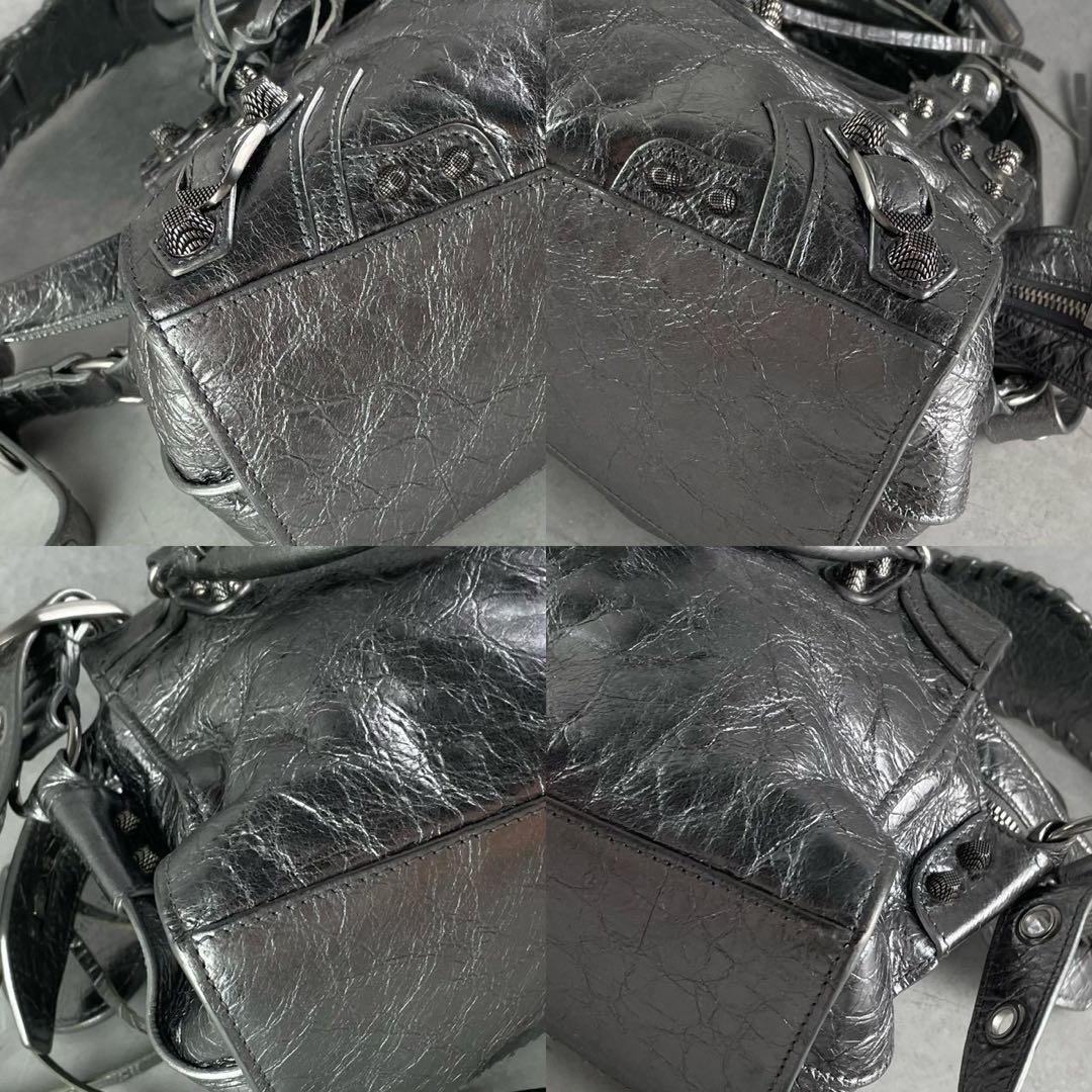 極美品】バレンシアガ NEO CAGOLE 2wayハンド シルバー - メルカリ