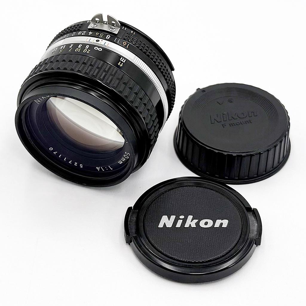 【美品】ニコン Ai-s 50mm F1.4 単焦点レンズ 一眼レフ カメラ 美品】ニコン Ai-s 50mm F1.4 単焦点レンズ 一眼レフ カメラ Amazon.co