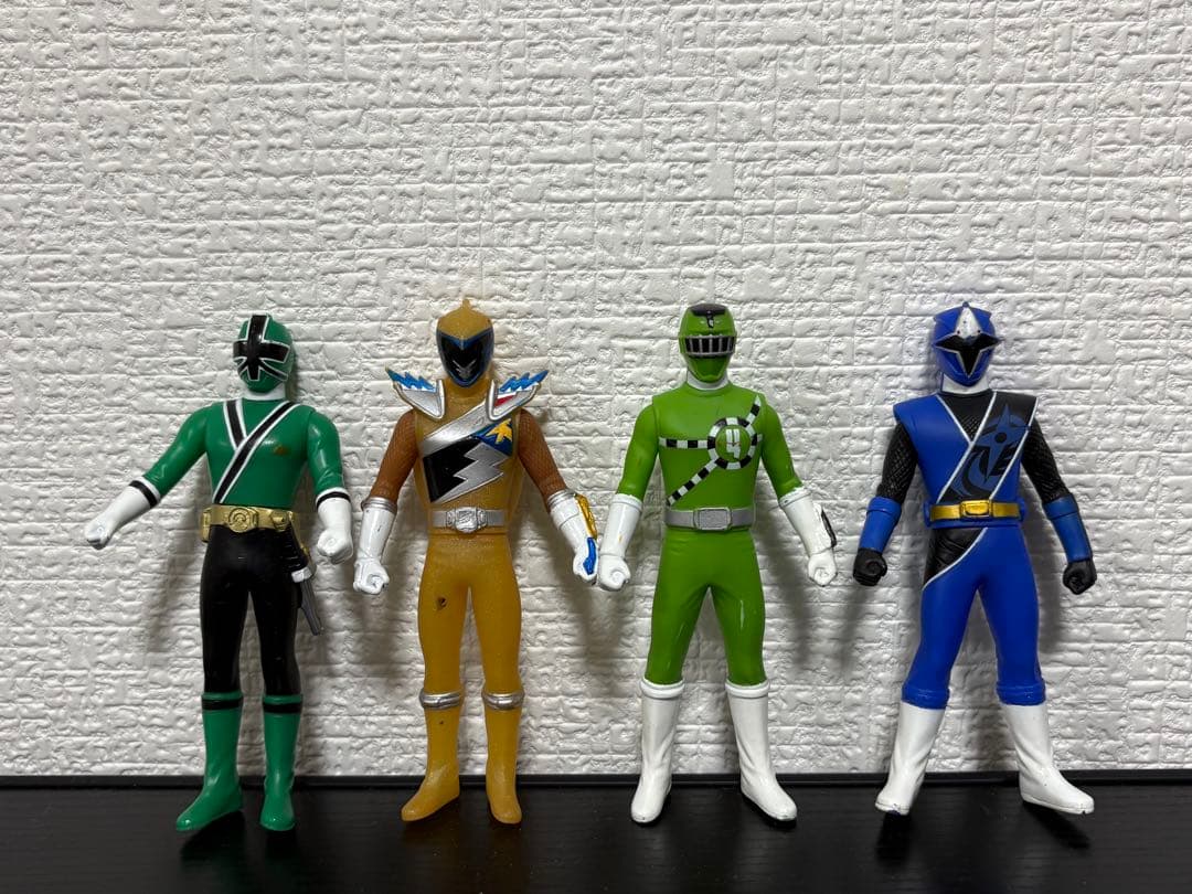 戦隊ヒーローソフビ まとめ売り 20体セット 廃盤 - メルカリ