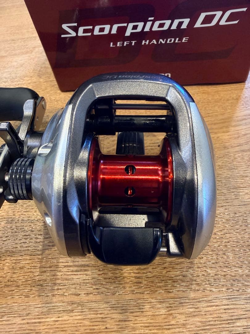 【美品】11スコーピオンDC Shimano Scorpion DC 左ハンドル Amazon | シマノ(SHIMANO) ベイトリール 11 スコーピオンDC 左ハンドル