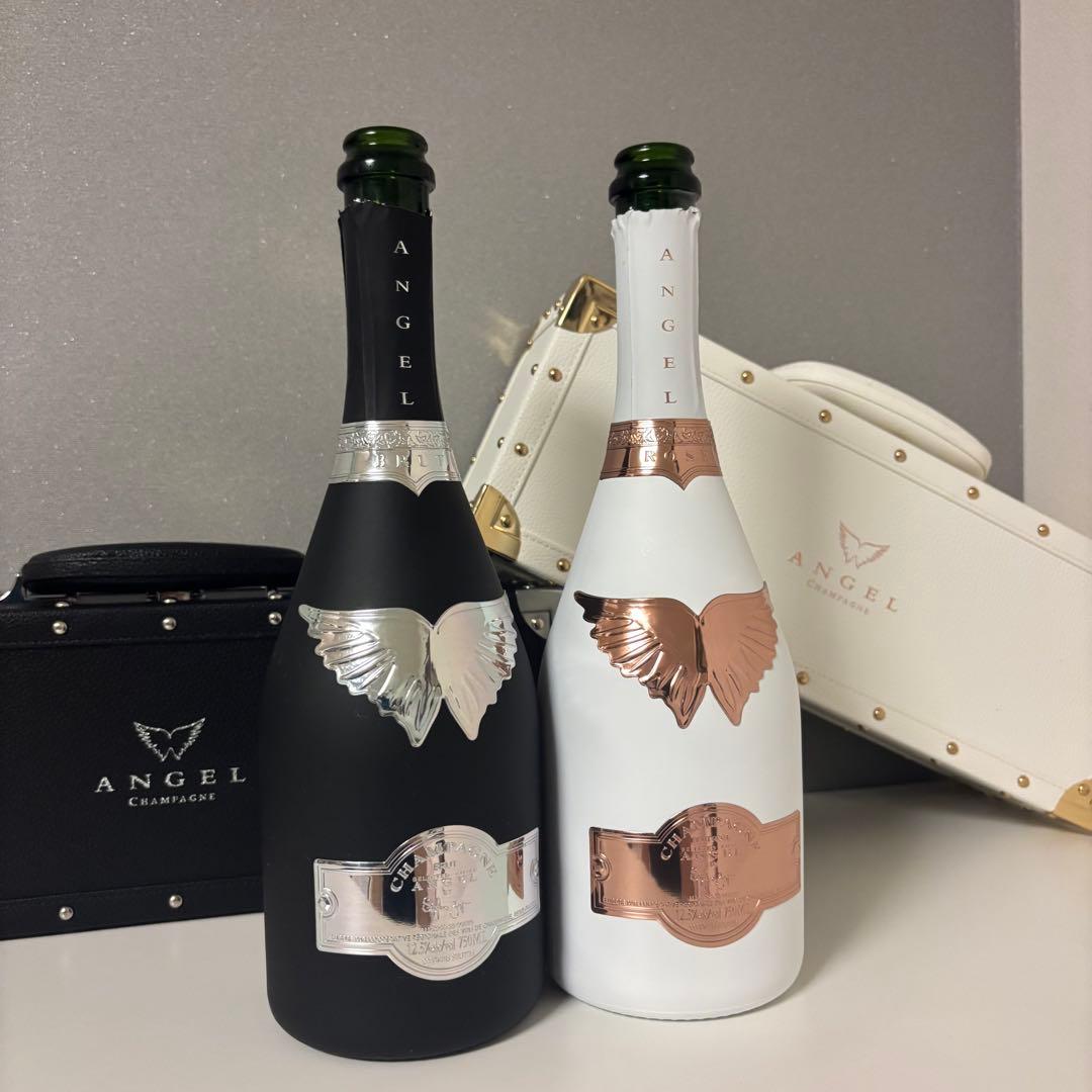 エンジェル シャンパン ブラック ホワイト 空き瓶 ケースセット - メルカリ