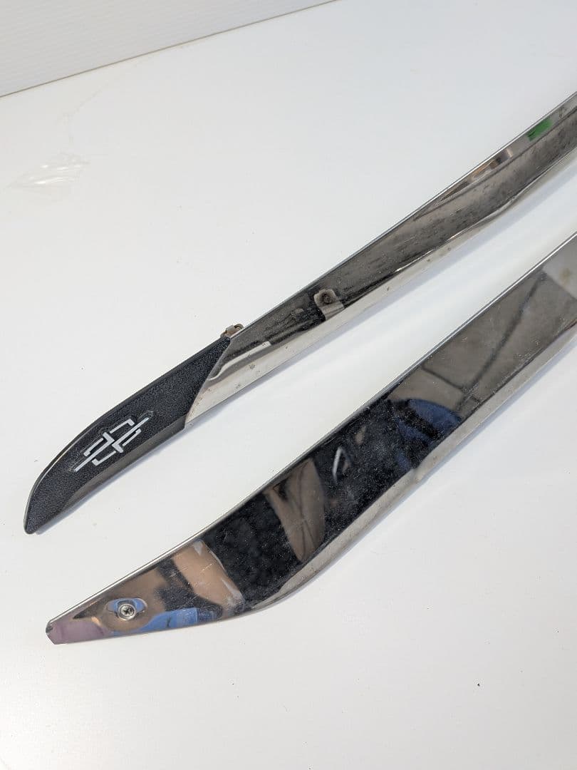 P723 希少 日産 セドリック E430 純正 ドアバイザー 左右セット リリシズムのある高級ハードトップの理想像。日本初の4ドアHTへの序章