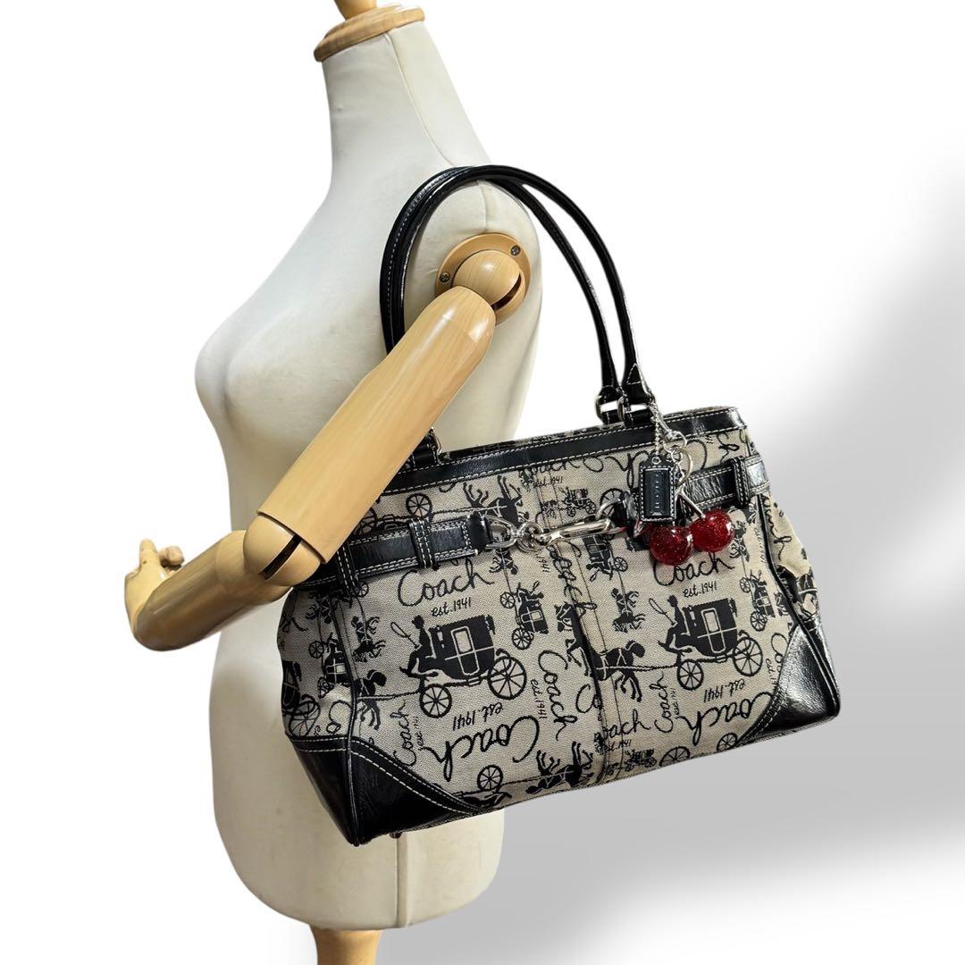 COACH Y2K Horse Carriage Boston Bag - メルカリ