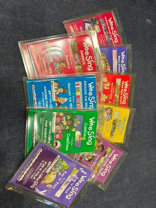 Wee sing シリーズ 5〜13 セット WEE SING CHILDREN'S SONGS AND FINGERPLAYS (BK&CD)