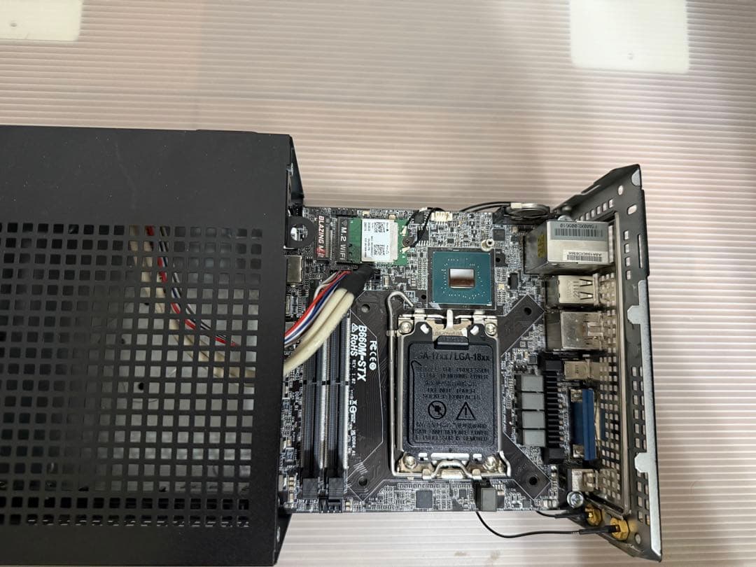 動作確認済 Deskmini B660 メモリ8GB,USB,Wi-Fi増設済 - メルカリ