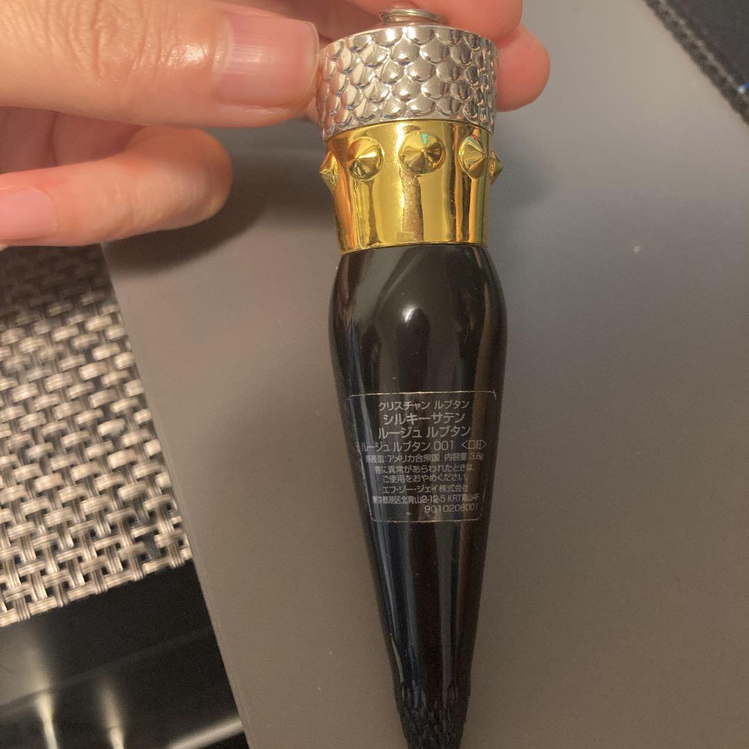 クリスチャンルブタンリップ レッド001（ほぼ新品) ルージュルブタン ソーグロウ - Christian Louboutin Beauty