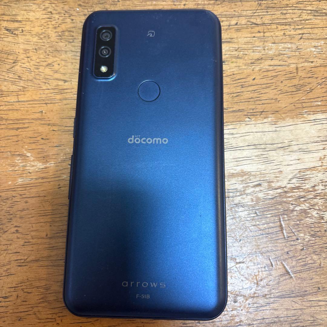 アローズ f51b 動作確認済み　傷無し　ネイビー　本体のみ　simフリー arrows 【 SIMフリー品】新品未使用 SIMフリー品 We F-51B ネイビー