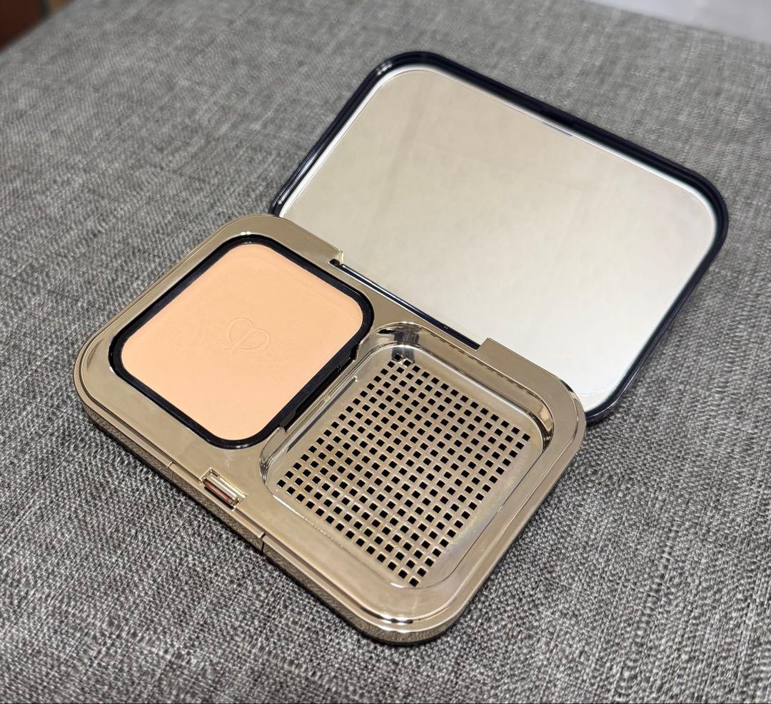 クレ・ド・ポーボーテ タンプードルエクラⅡ オークル00～専用ケース