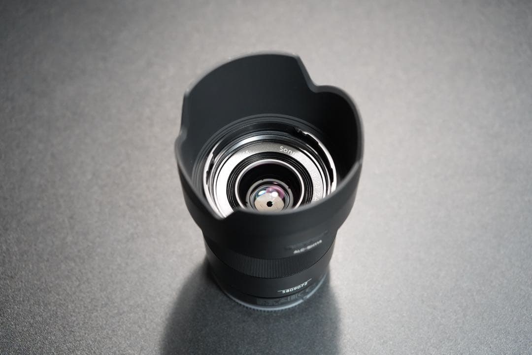 美品】 Sonnar T* 24mm F1.8 ZA ＋ LHP-1