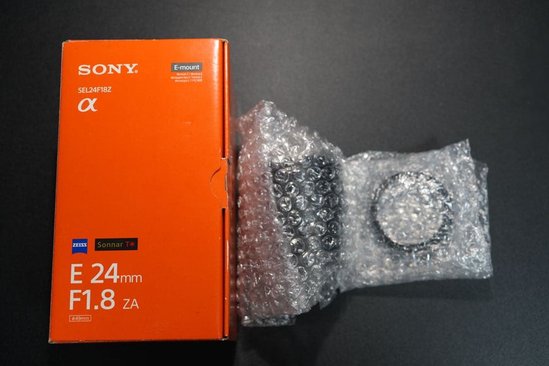 美品】 Sonnar T* 24mm F1.8 ZA ＋ LHP-1