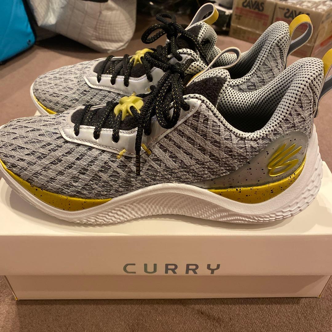 CURRY 10 YOUNG WOLF アンダーアーマー 28cm 美品 - メルカリ