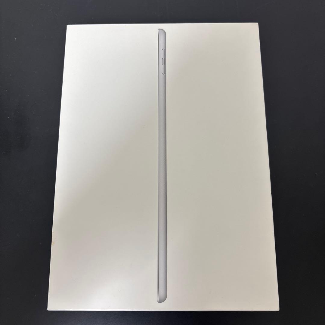 Apple iPad シルバー 本体　32GB 超美品 iPad 第8世代 Wi-Fi 32GB シルバー 即日発送 タブレット Apple