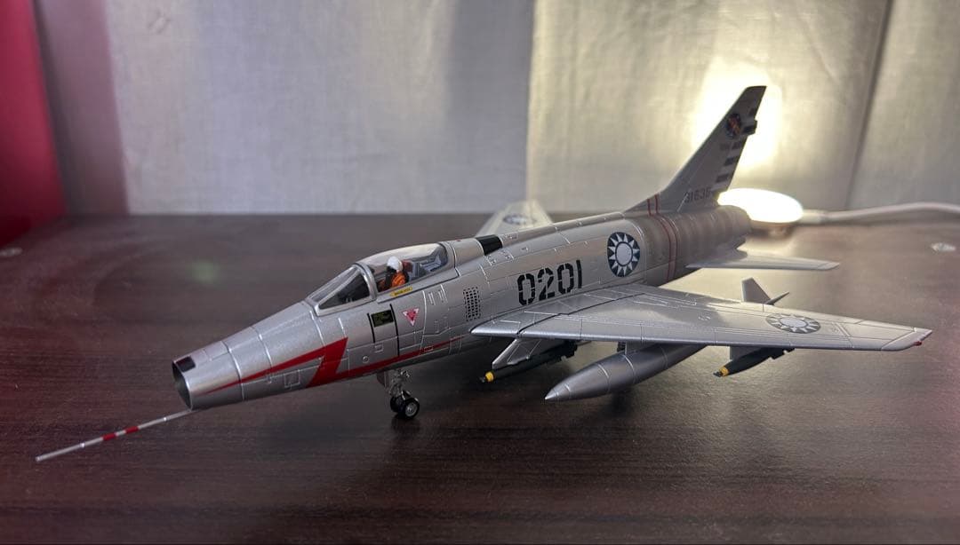 ホビーマスター F-100D 中華民国空軍 第41戦闘機作戦隊 1/72
