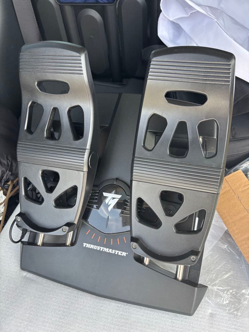 その他 THRUSTMASTER T.Flight Rudder Pedals THRUSTMASTER T.Flight Rudder Pedals - PC, XBOX and PlayStation