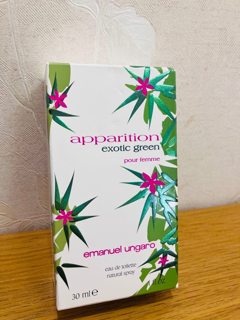 ☆新品☆ エマニュエル・ウンガロ アパリションエキゾティックグリーンとピンク