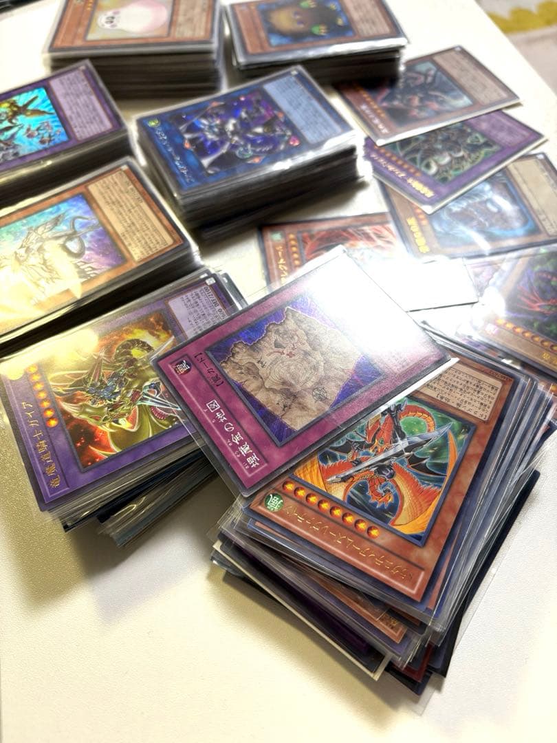 遊戯王 光り物のみ 約300枚まとめ売り - メルカリ