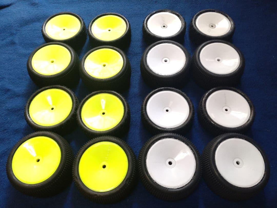 ラジコンバギー用2WD用カーペットタイヤ カーペット用2&4WDバギータイヤ発売決定！！】レジェンド正美 つくば