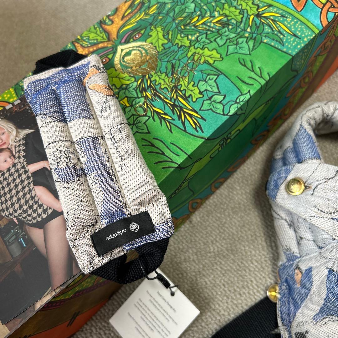 Artipoppe アーティポッペ　抱っこ紐　スワン　3.2kg〜20kg