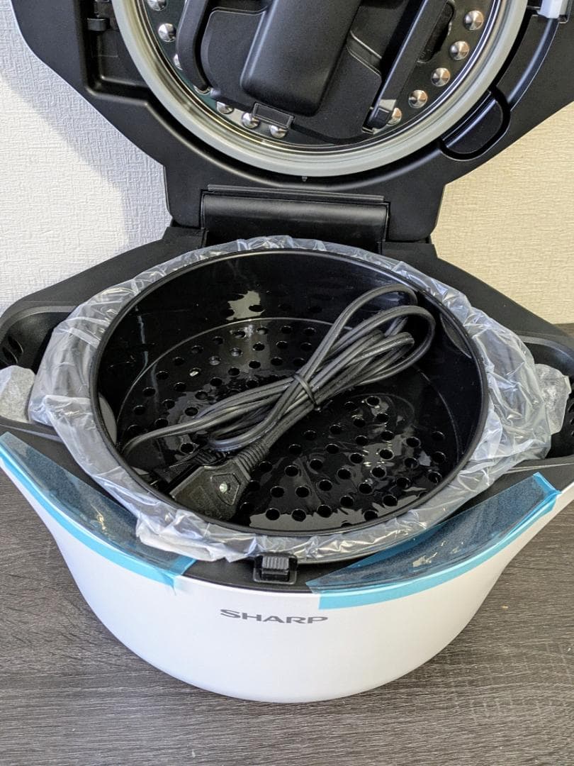 2023 ヘルシオ ホットクック 2.4L KN-HW24G 展示品 通電確認済