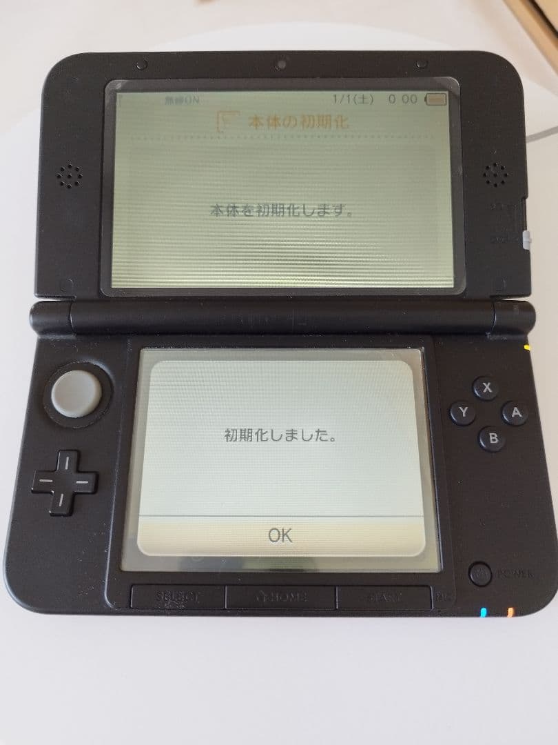 ニンテンドー3DS LL レッド×ブラック 3DSブラック ソフトまとめ売り